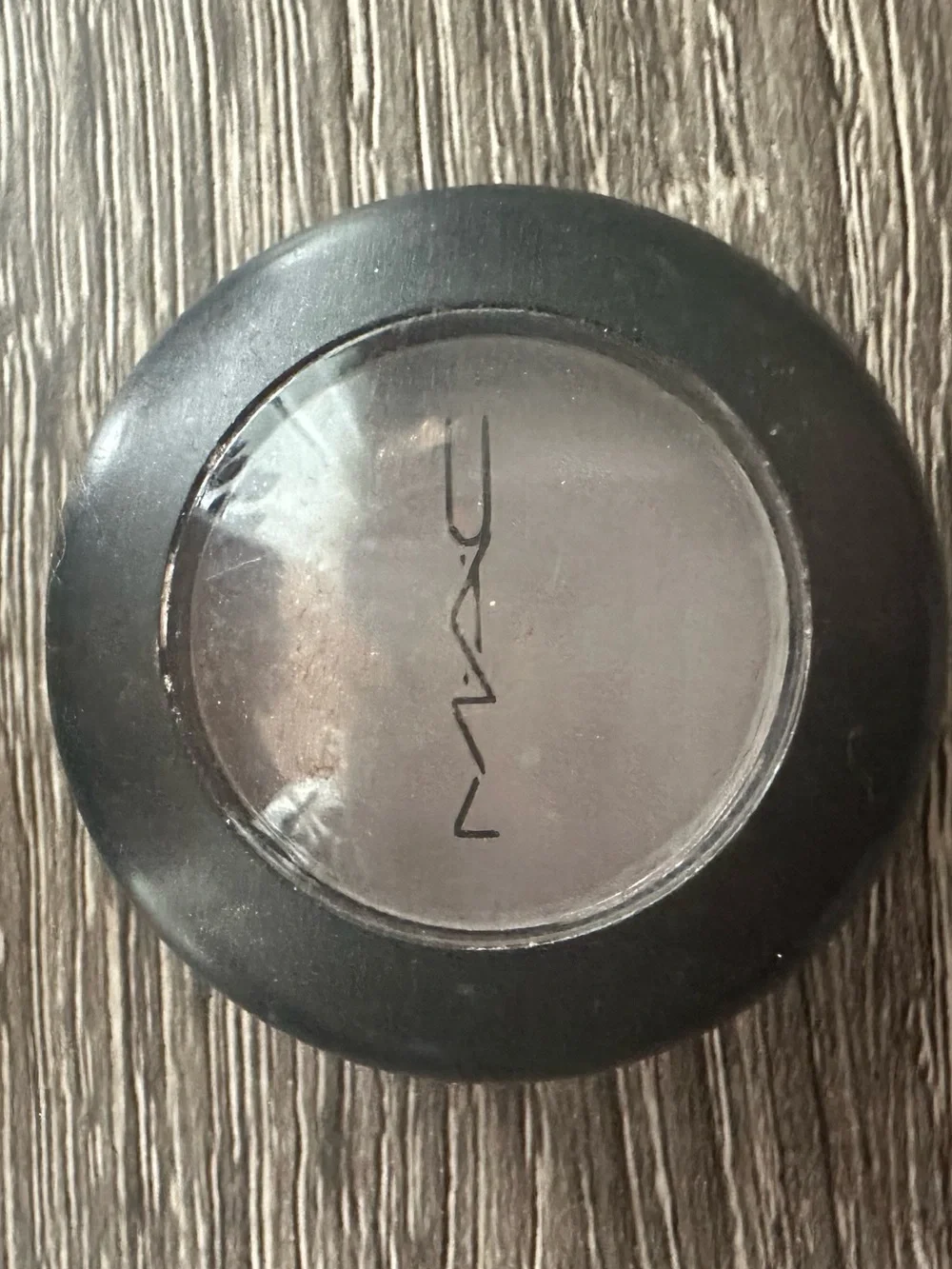 MAC Cosmetics Matte Eyeshadow in Taupe